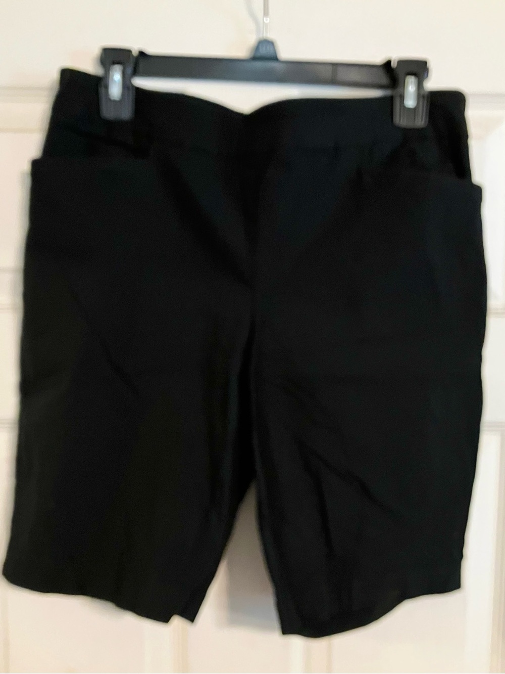 Time and Tru Black Pull On Bermuda Shorts Mid Length Stretch Size L 8 10